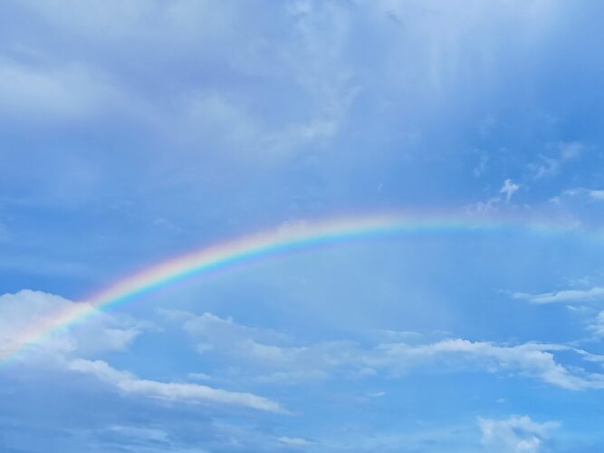 虹を見た時のスピリチュアルな意味は幸運の兆し？虹をよく見る時のサイン！