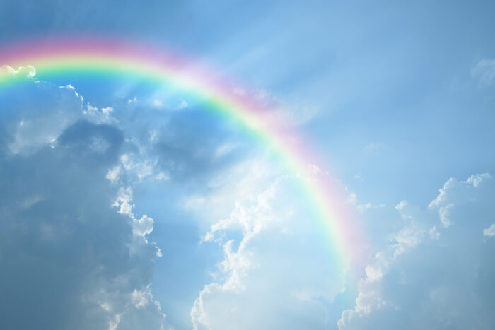 虹を見た時のスピリチュアルな意味は幸運の兆し？短い虹を見るのはどんなサイン？